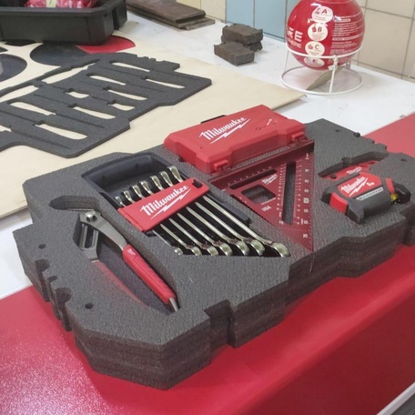 Лазерная резка, фрезеровка,термогибка ,покраска . По Вашим проектам